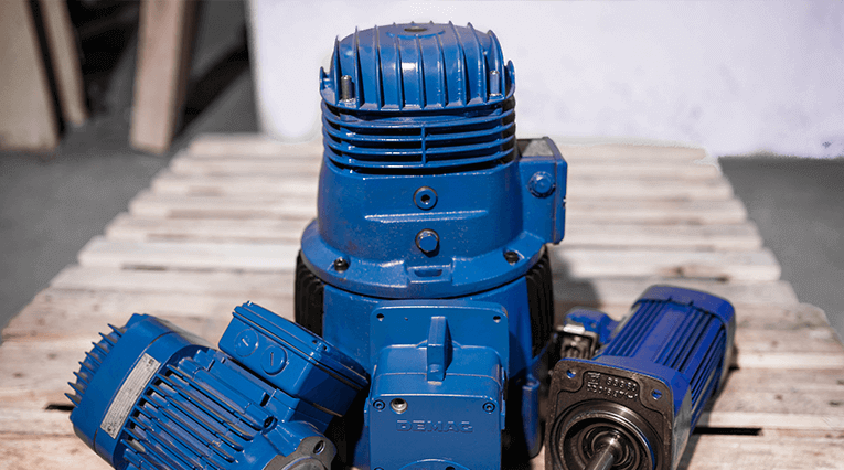 Gears & Motors